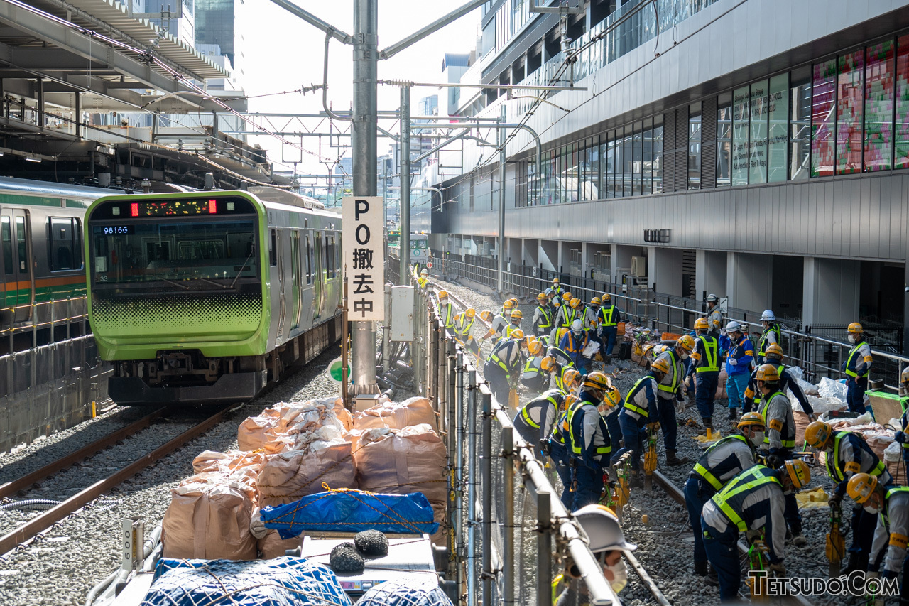 2023年11月に行われた、山手線渋谷駅の線路切替工事